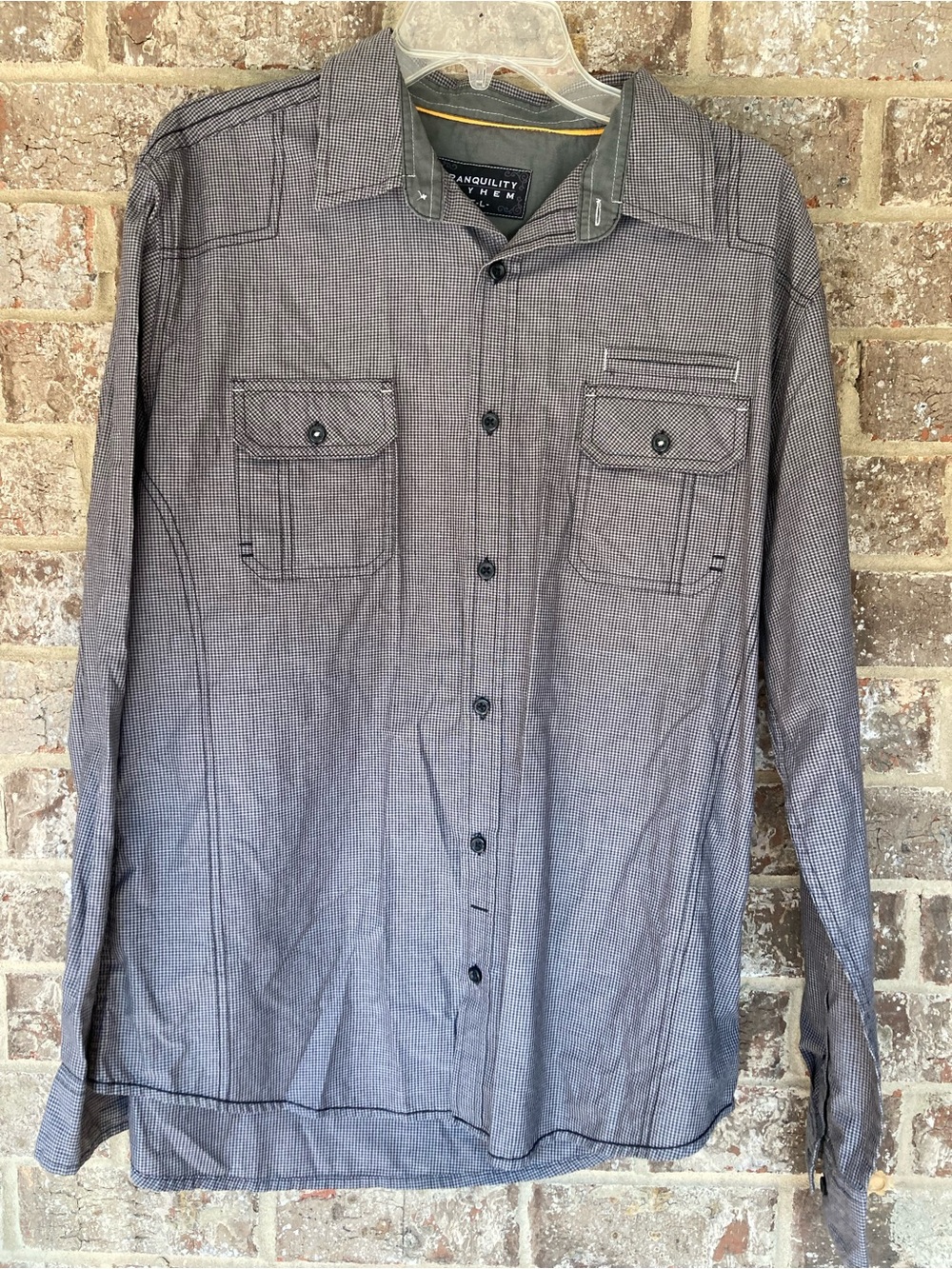 Tranquility Mayhem Button Down Shirt Gray Black plaid Size Large